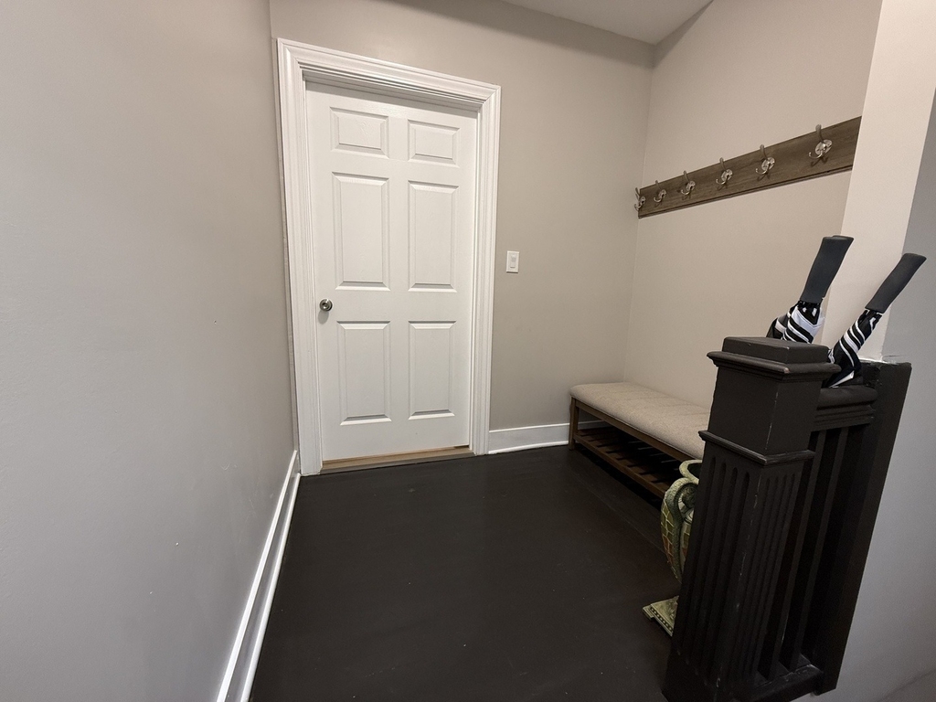 3049 N Avers Avenue - Photo 1