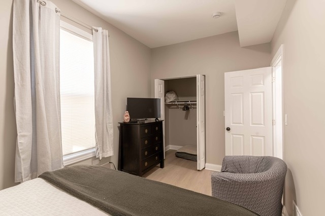 3049 N Avers Avenue - Photo 12