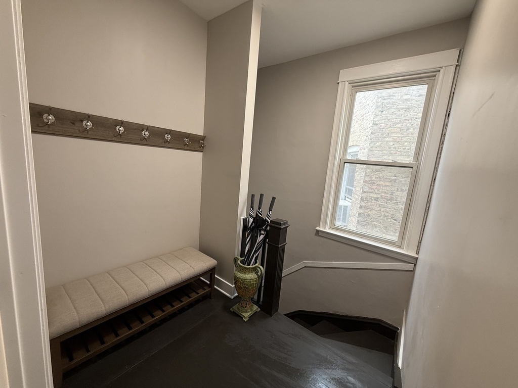 3049 N Avers Avenue - Photo 2