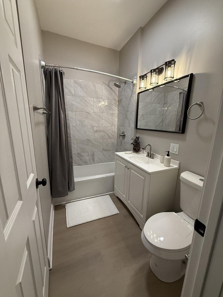 3049 N Avers Avenue - Photo 7