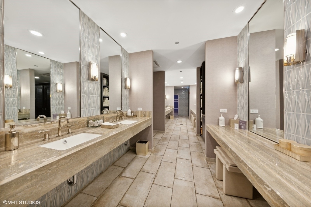 401 N Wabash Avenue - Photo 12