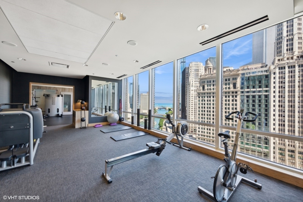 401 N Wabash Avenue - Photo 14