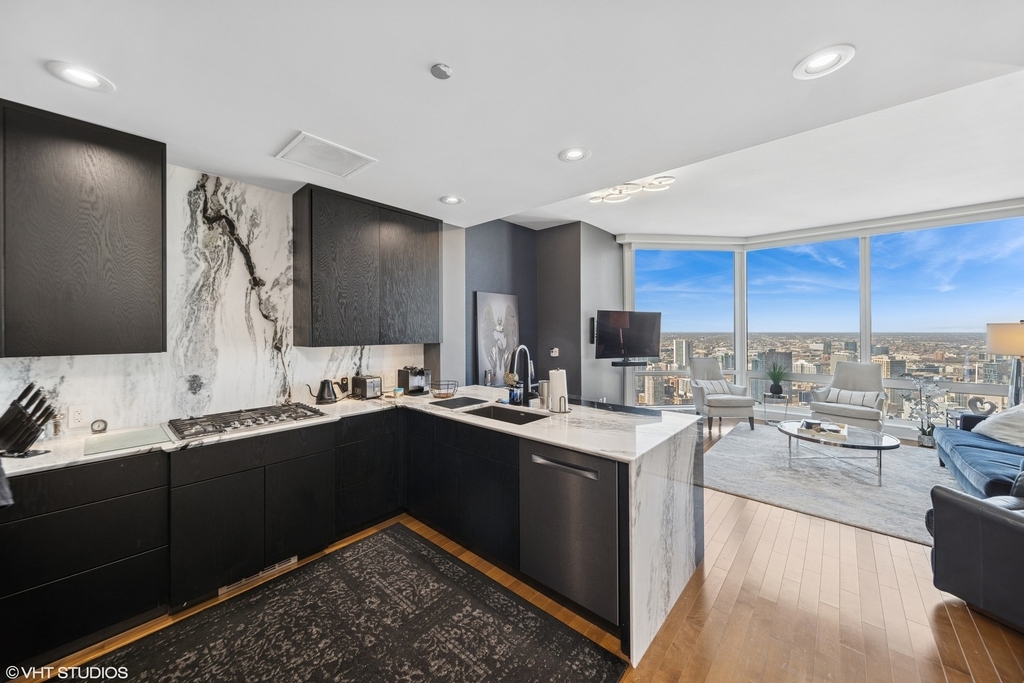 401 N Wabash Avenue - Photo 4