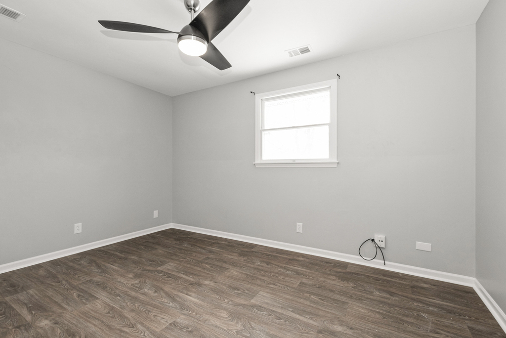 8342 W Lincoln Highway - Photo 6