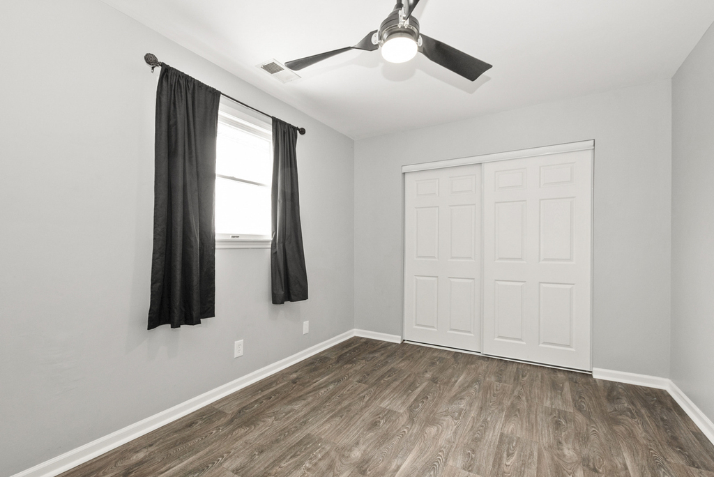 8342 W Lincoln Highway - Photo 7