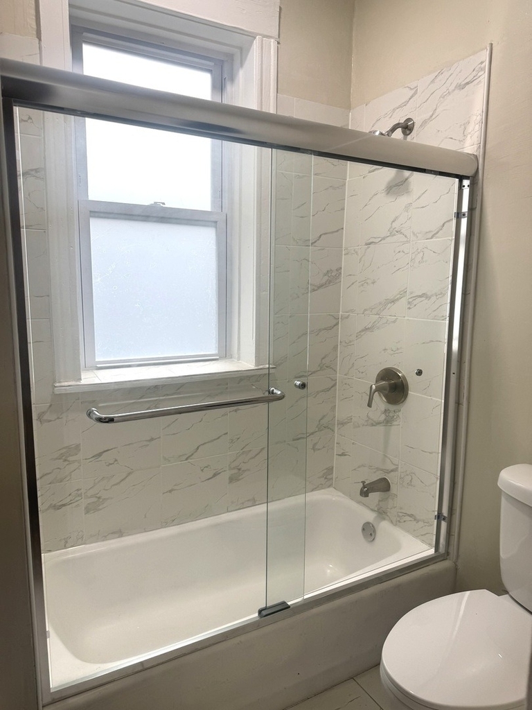 2158 N Hamlin Avenue - Photo 9