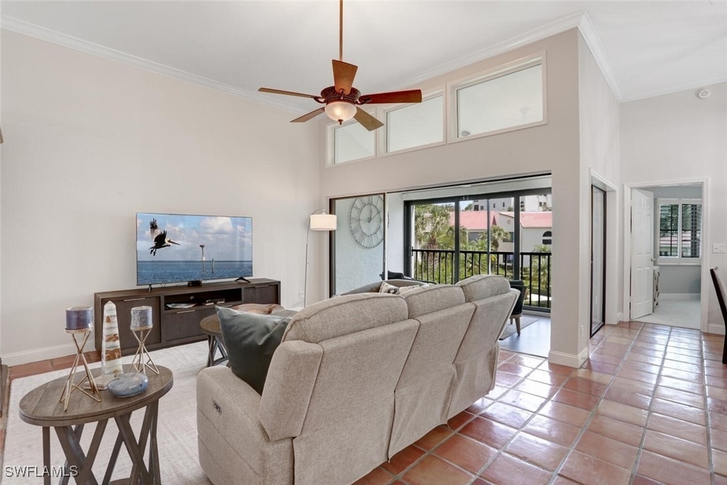 6535 Valen Way - Photo 4