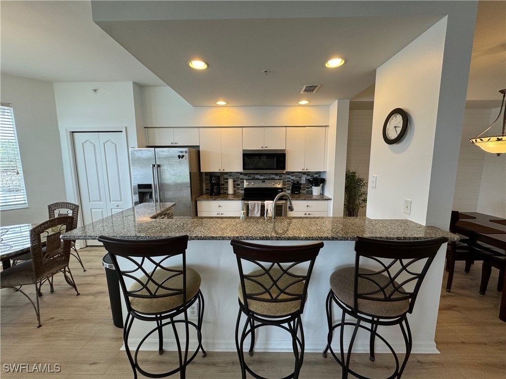 7615 Arbor Lakes Court - Photo 4