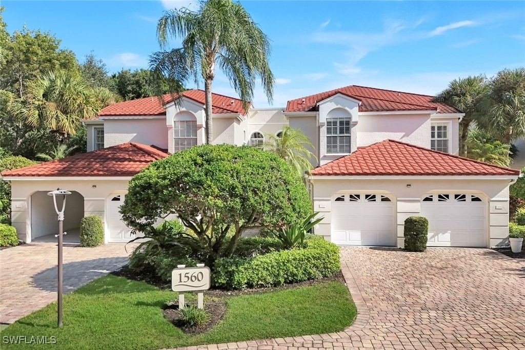 1560 Clermont Drive - Photo 17