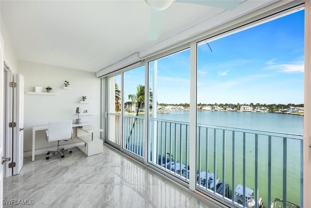 2750 Gulf Shore Boulevard N - Photo 13