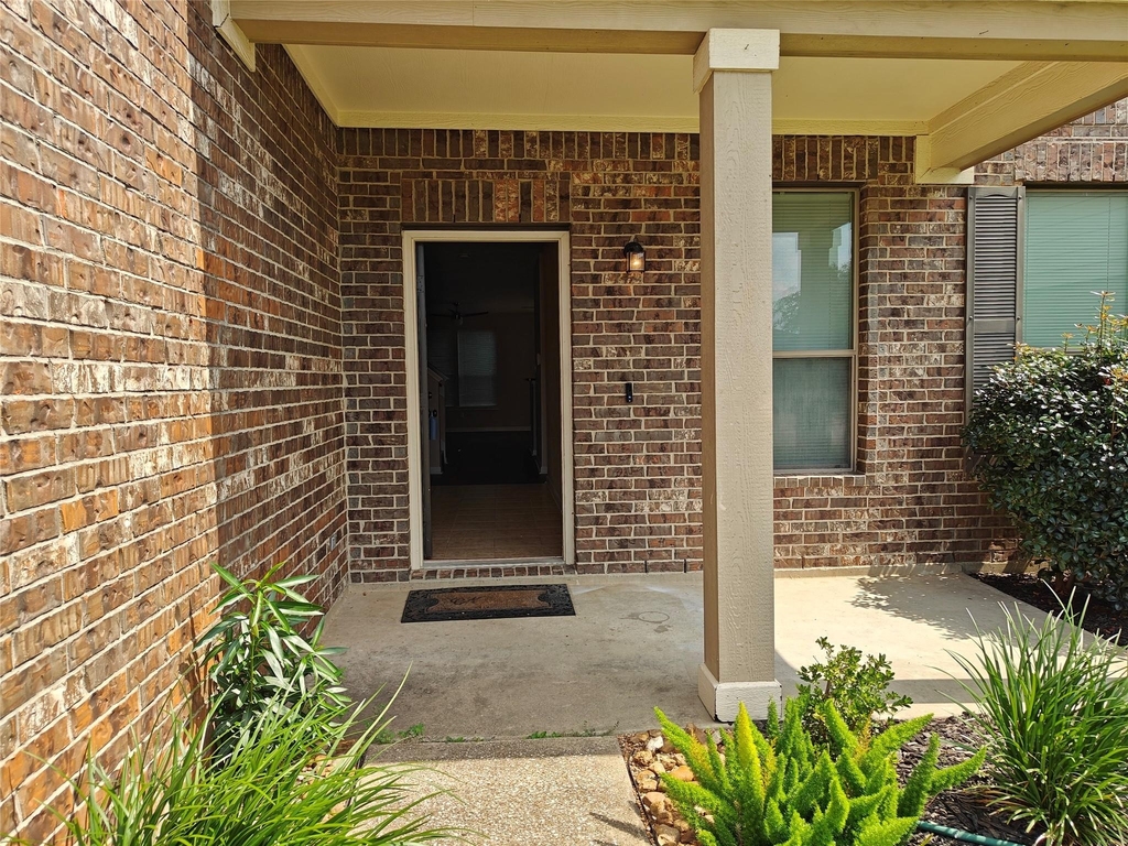7915 Moss Springs Ct Court - Photo 1