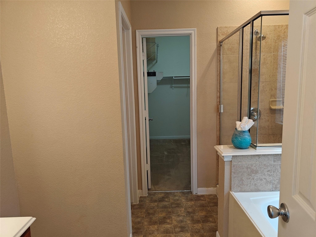 7915 Moss Springs Ct Court - Photo 19