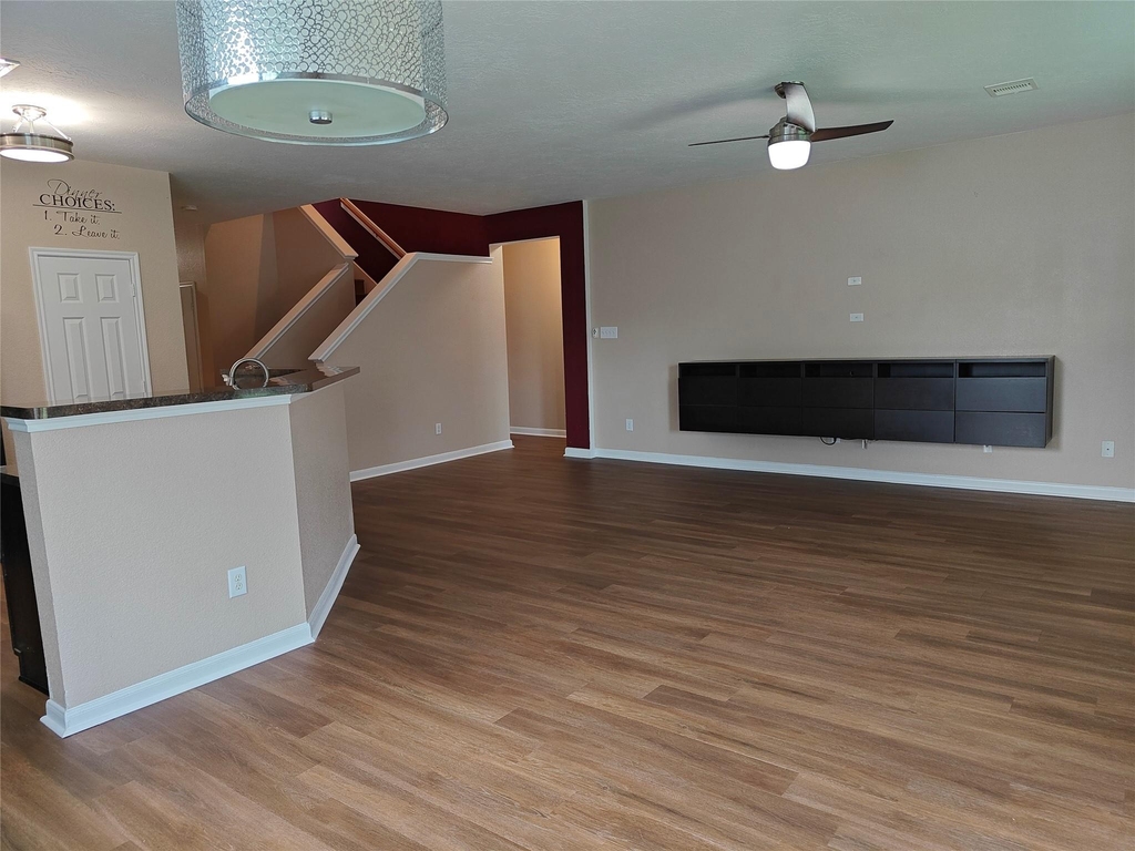 7915 Moss Springs Ct Court - Photo 15
