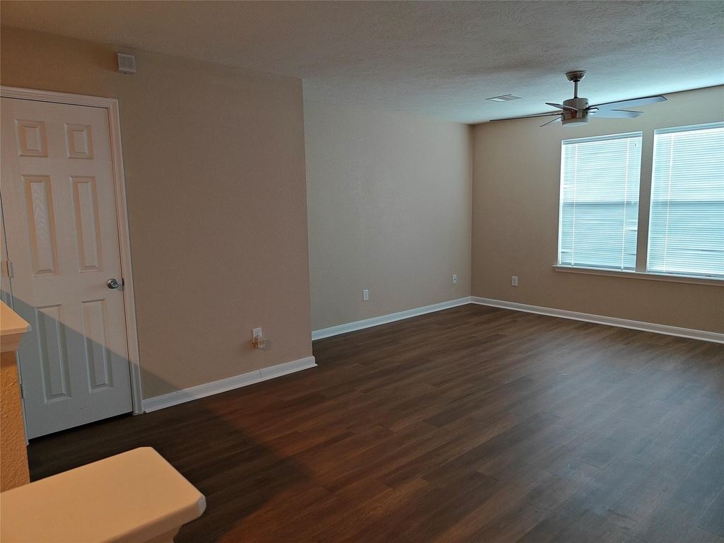 7915 Moss Springs Ct Court - Photo 41