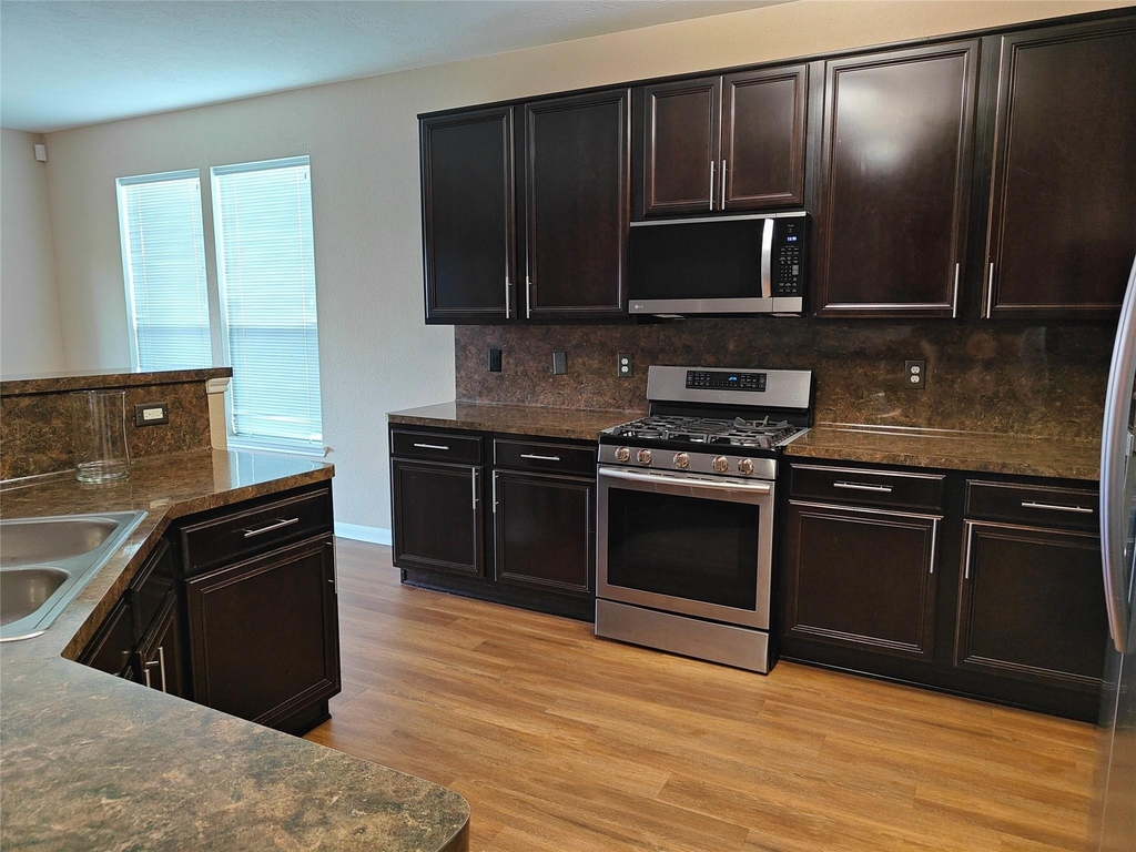 7915 Moss Springs Ct Court - Photo 46