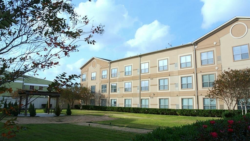 6655 W Sam Houston Parkway - Photo 9