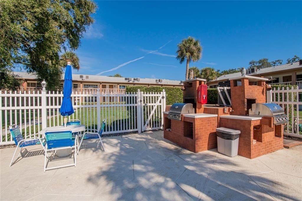 650 Pinellas Point Drive S - Photo 30