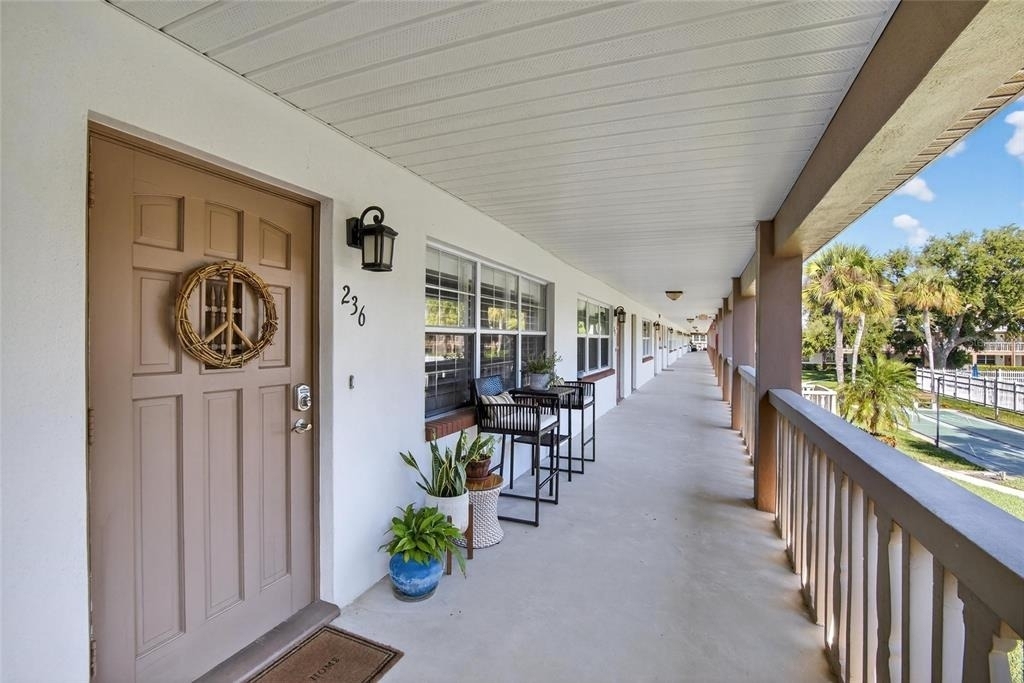 650 Pinellas Point Drive S - Photo 0