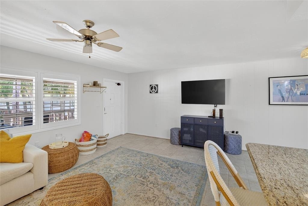 650 Pinellas Point Drive S - Photo 4