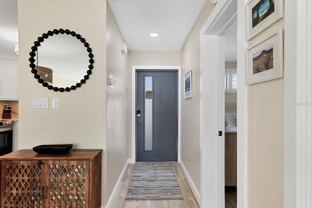 500 S Washington Drive - Photo 2
