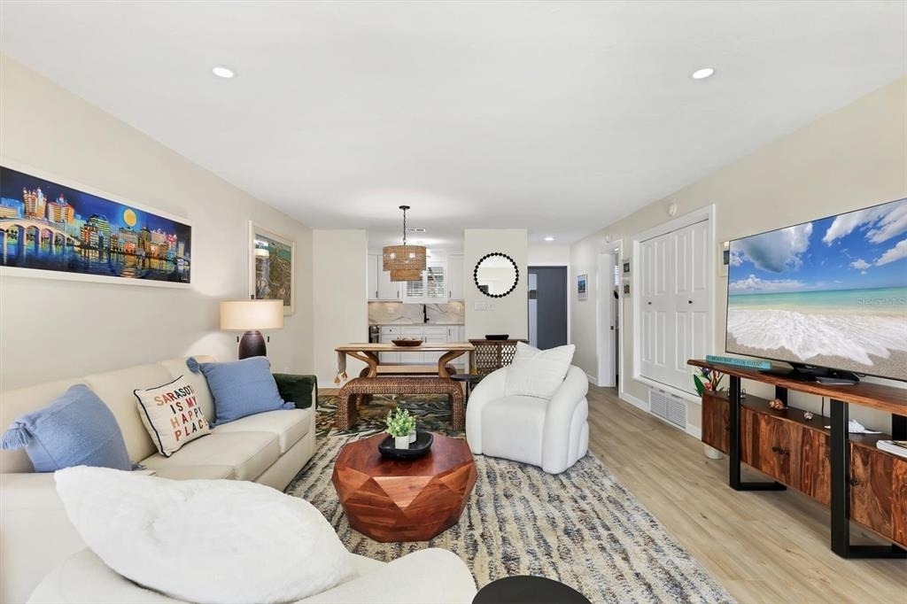 500 S Washington Drive - Photo 8