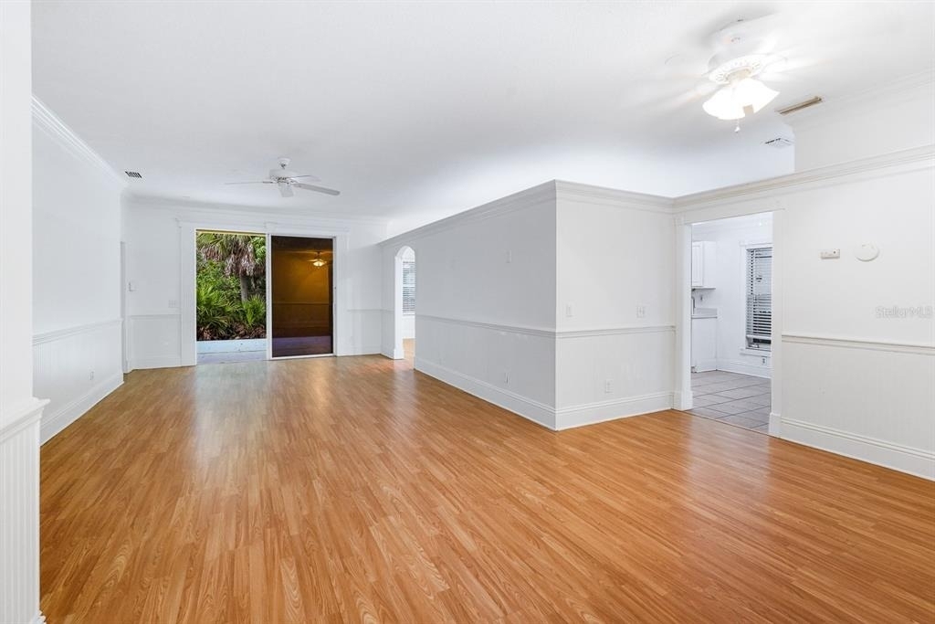 295 Fareham Drive - Photo 6