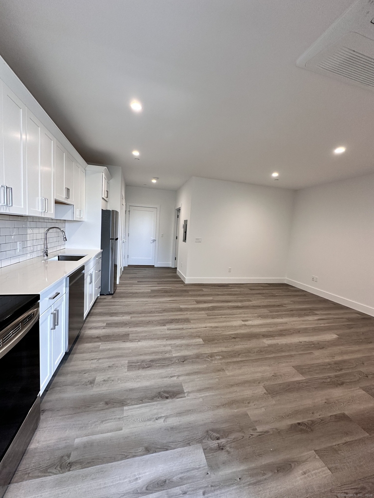528 Black Rock Turnpike - Photo 24