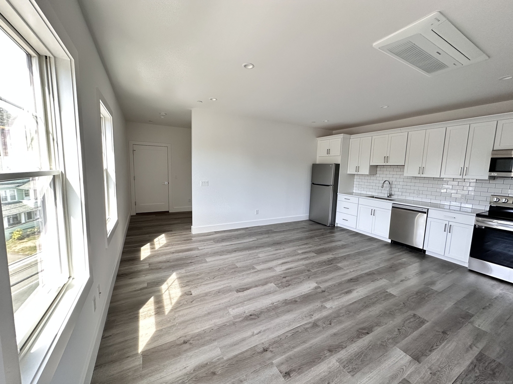 528 Black Rock Turnpike - Photo 21