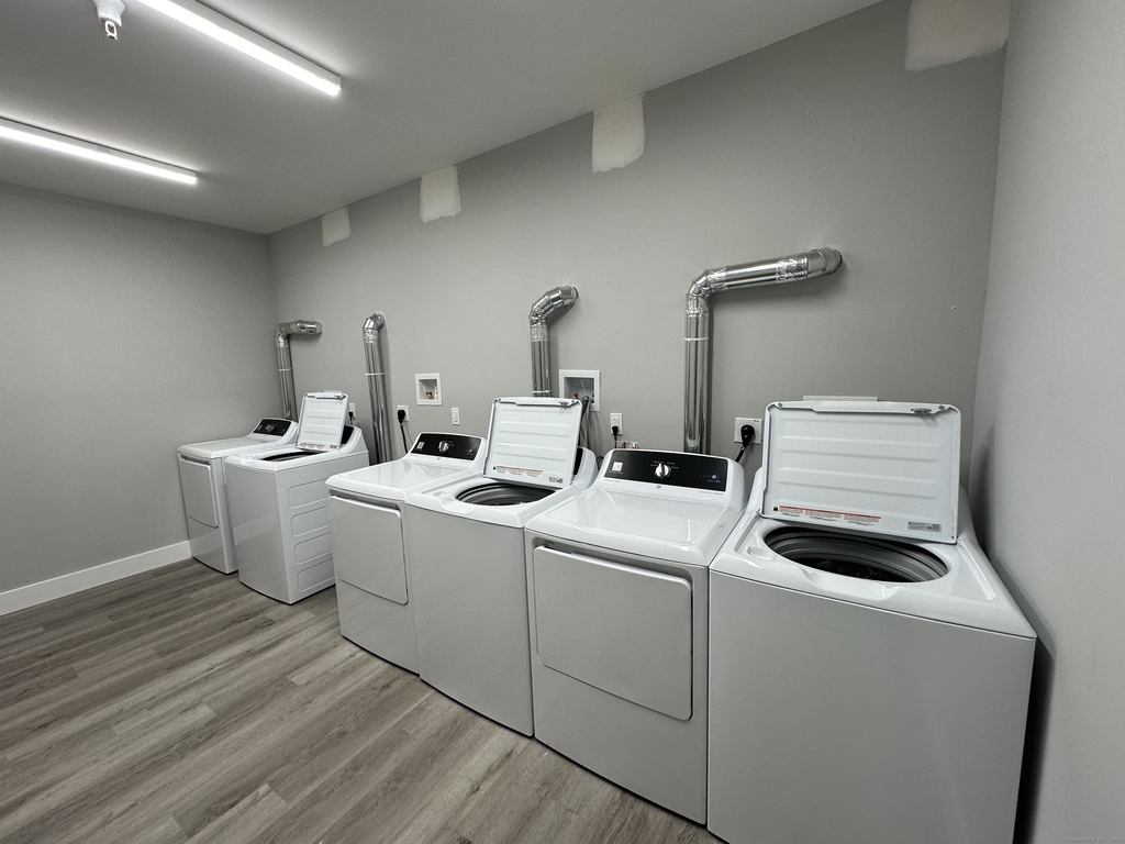 528 Black Rock Turnpike - Photo 16