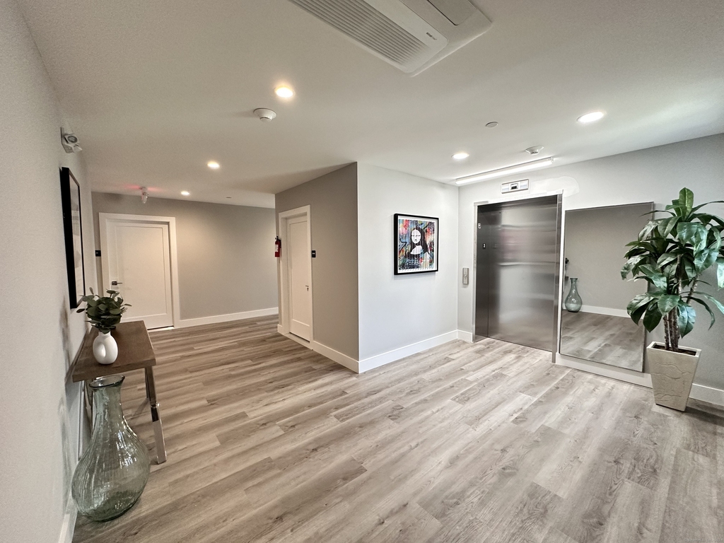 528 Black Rock Turnpike - Photo 11