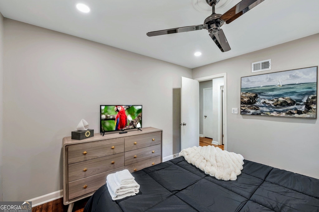 1131 Stoneybrook Road - Photo 16