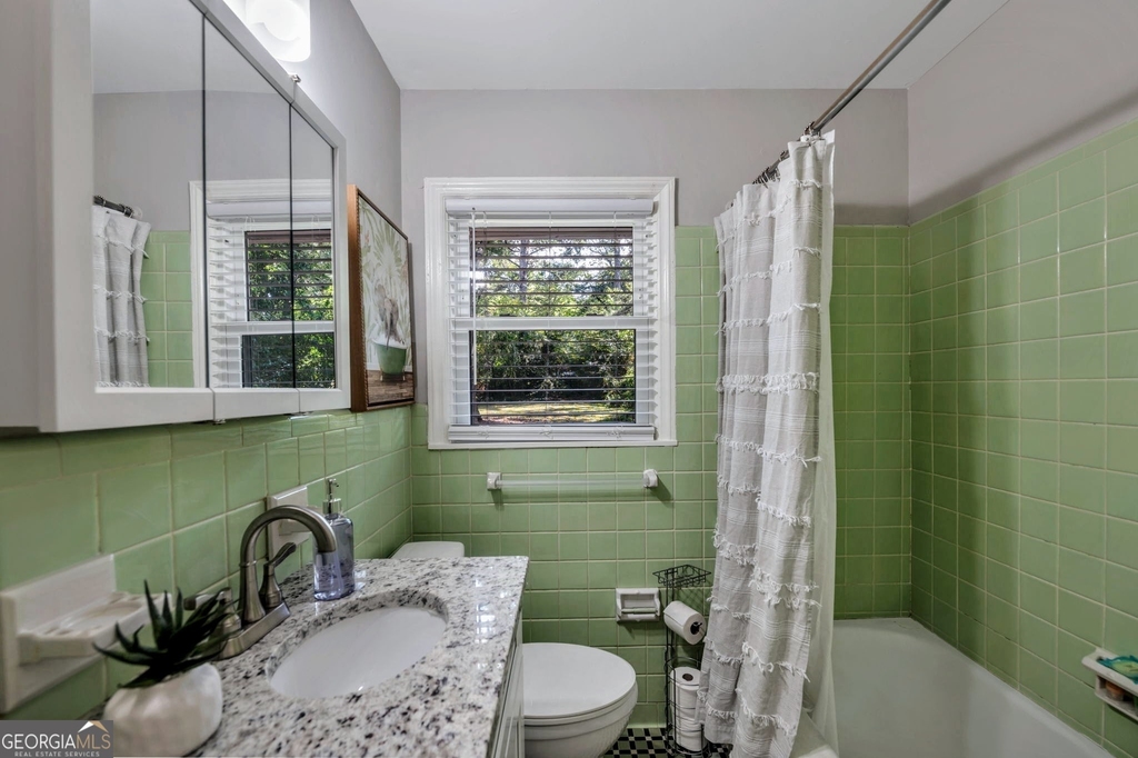 1131 Stoneybrook Road - Photo 19