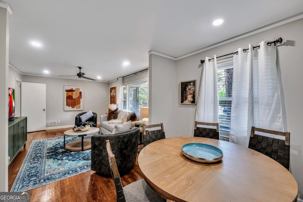 1131 Stoneybrook Road - Photo 6