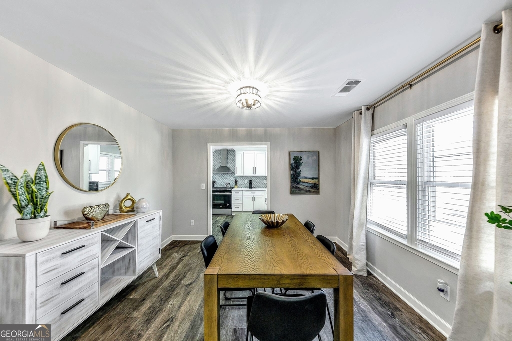 6230 Love Street - Photo 6