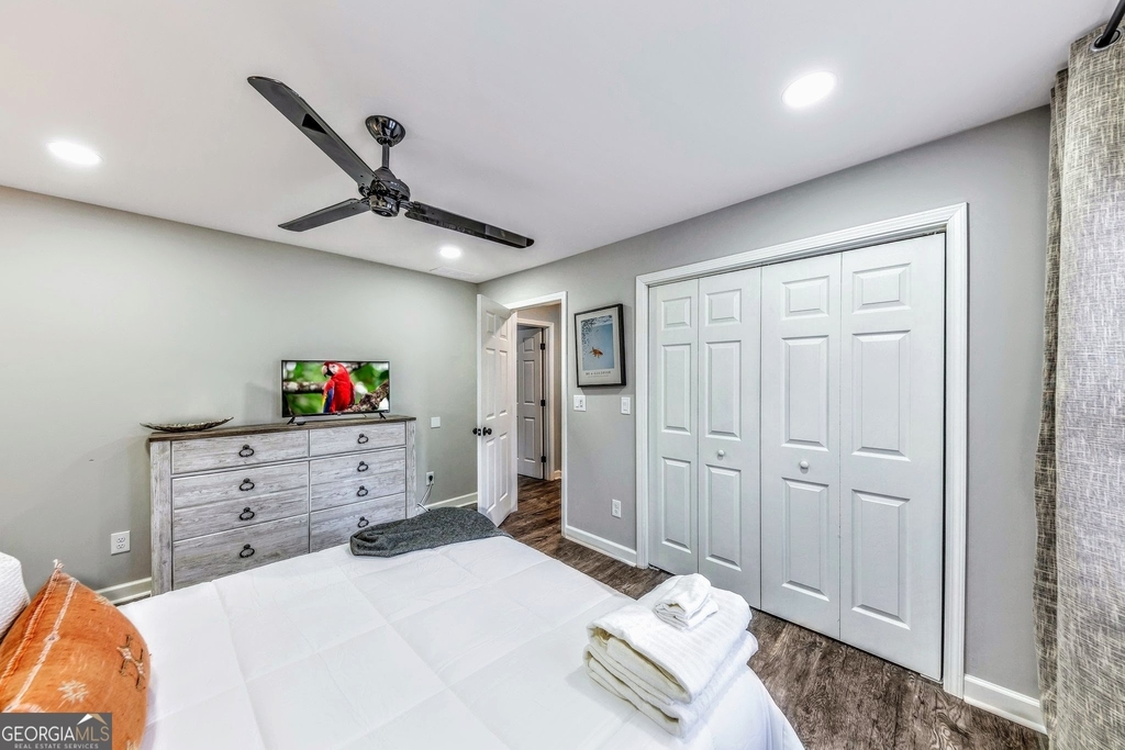 6230 Love Street - Photo 14