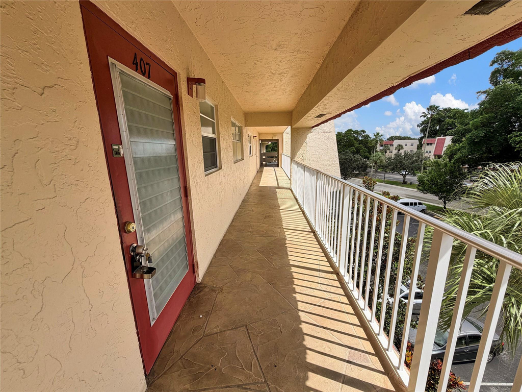 1035 Country Club Drive - Photo 1