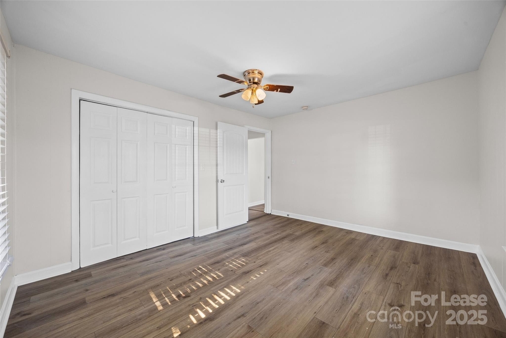 807 N Morris Street - Photo 15