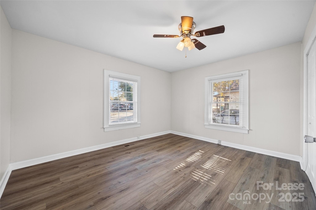 807 N Morris Street - Photo 17