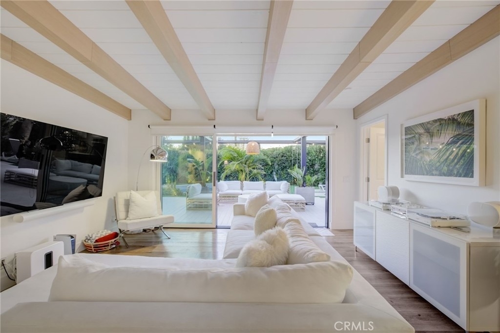 8161 Encino Avenue - Photo 24