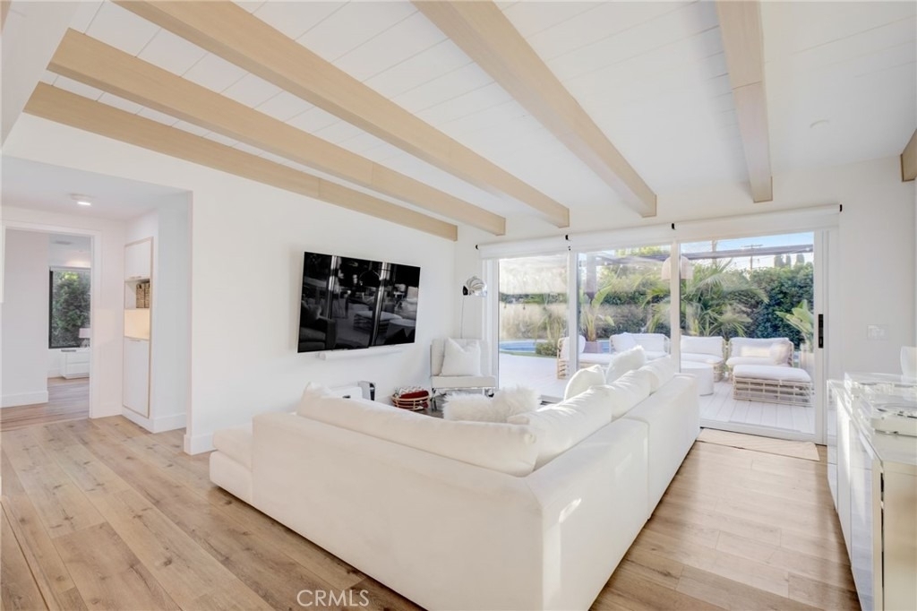 8161 Encino Avenue - Photo 29