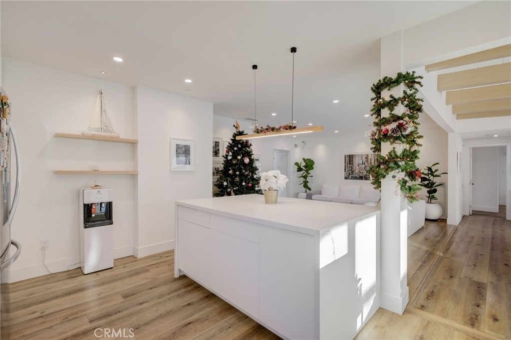 8161 Encino Avenue - Photo 36