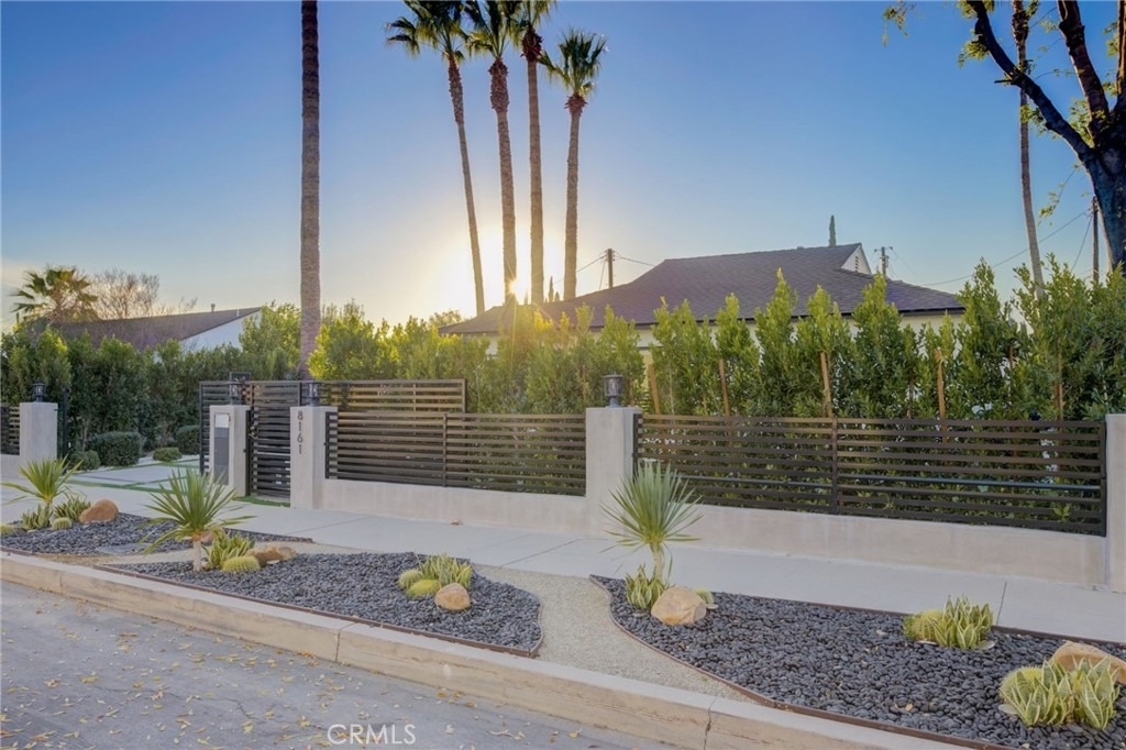 8161 Encino Avenue - Photo 17