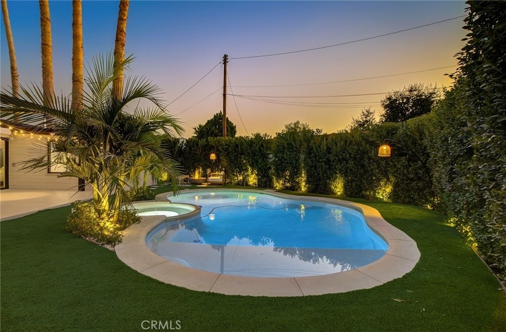 8161 Encino Avenue - Photo 14