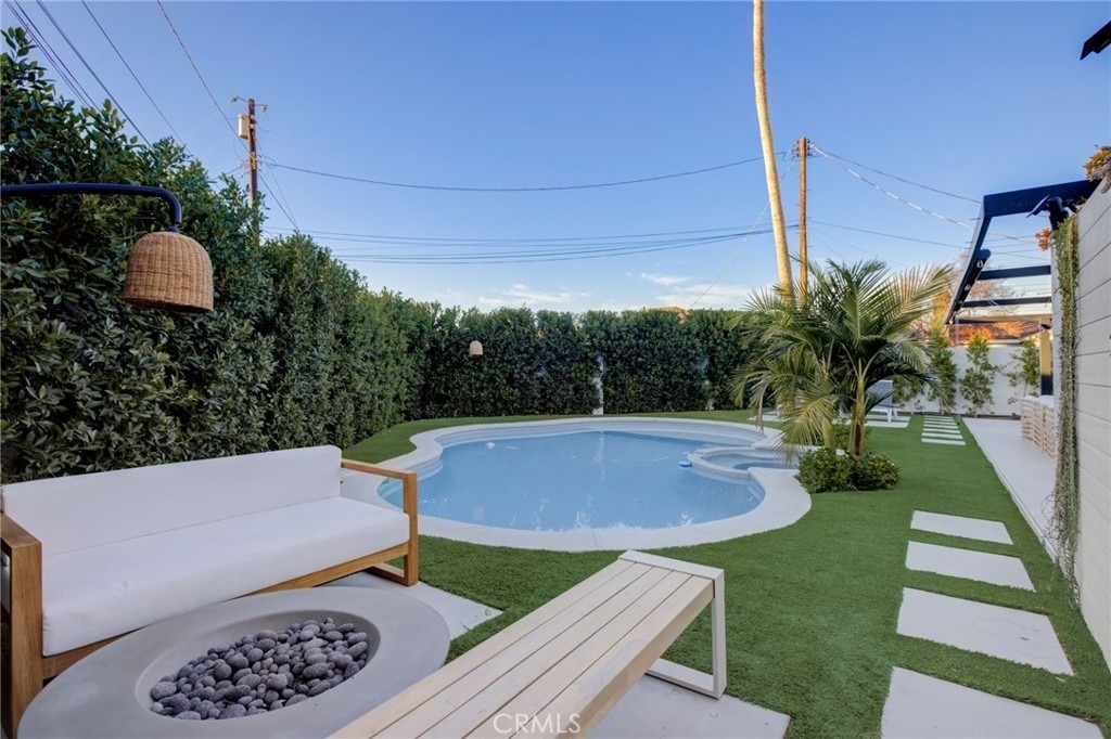 8161 Encino Avenue - Photo 55