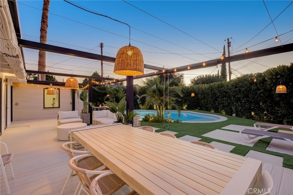 8161 Encino Avenue - Photo 64