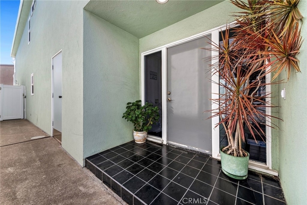 1707 W Balboa Boulevard - Photo 3