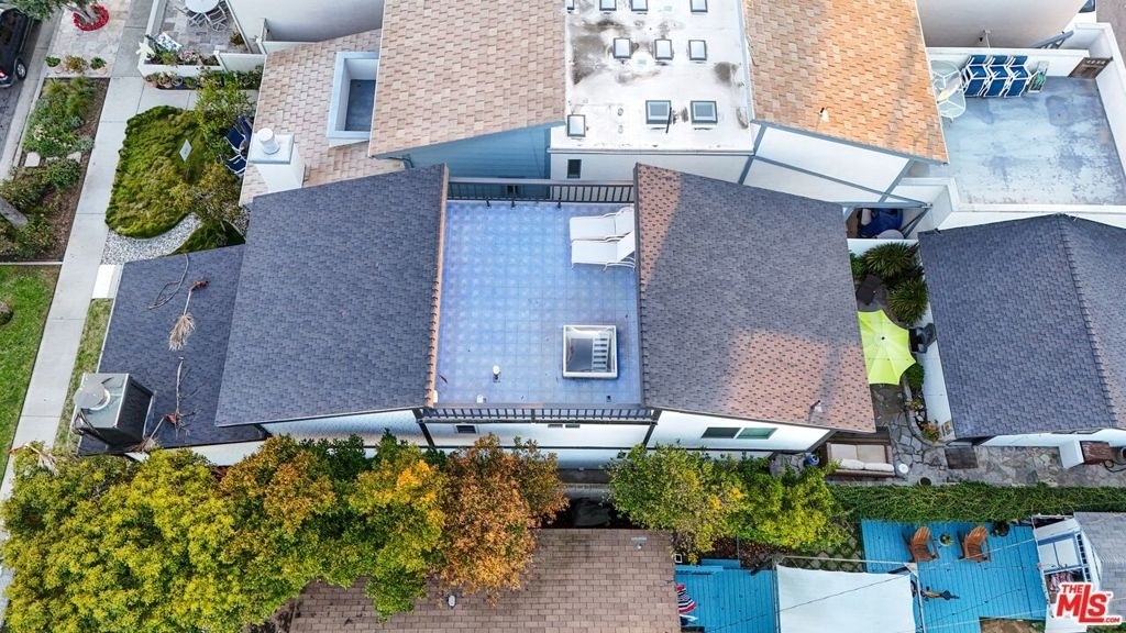 219 13th Street - Photo 26