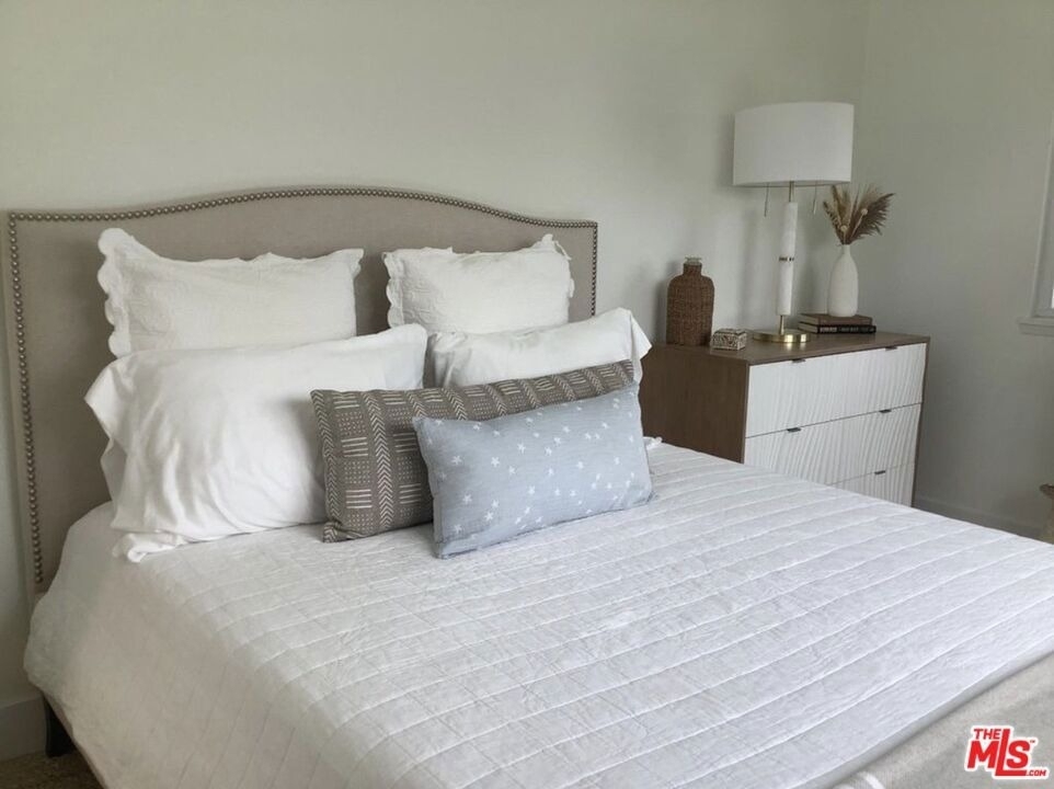 219 13th Street - Photo 6