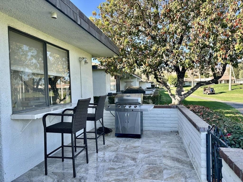 81 Marbella Drive - Photo 3