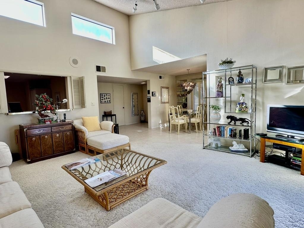81 Marbella Drive - Photo 7
